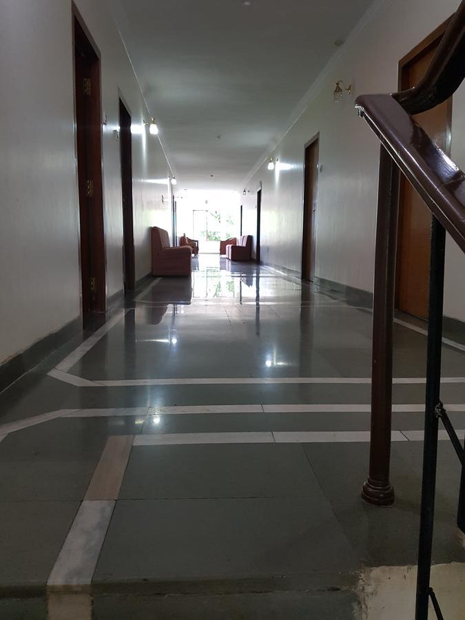 Bisu Hotel & Resorts Khed  外观 照片